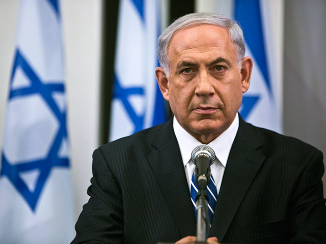 Премьер-министр Израиля Беньямин Нетаньяху заявил в воскресенье, что трое израильских студентов, пропавших два дня назад, похищены боевиками движения "Хамас"