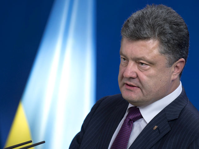 Порошенко объявил о введении "мирного плана" на юго-востоке Украины и пообещал безопасность на границе с РФ