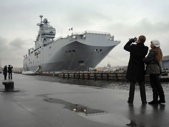 В США раскритиковали Францию за отказ расторгнуть контракт на поставку в Россию кораблей Mistral