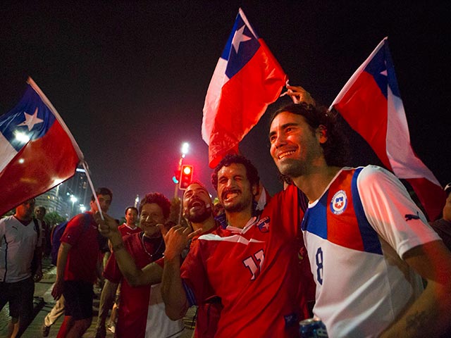 85 чилийцев, пытавшихся взять штурмом стадион "Маракана", высланы из Бразилии