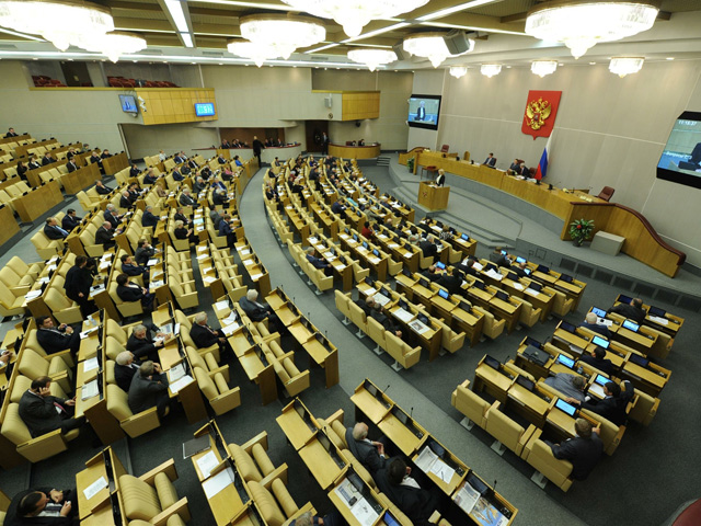 Государственная Дума России окончательно одобрила законопроект, согласно которому вводятся тюремные сроки за публичные призывы к экстремизму с помощью интернета, а также за финансирование экстремистской деятельности