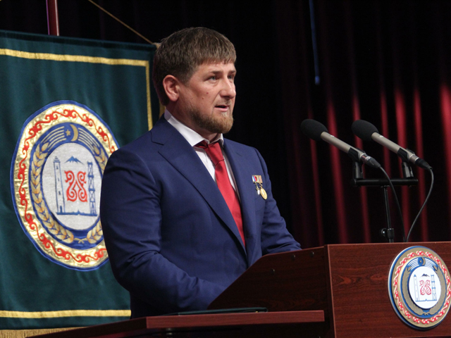 Глава Чечни Рамзан Кадыров объявил солидную награду за указание местонахождения убийцы сотрудника патрульно-постовой службы, которое произошло в воскресенье в Грозном