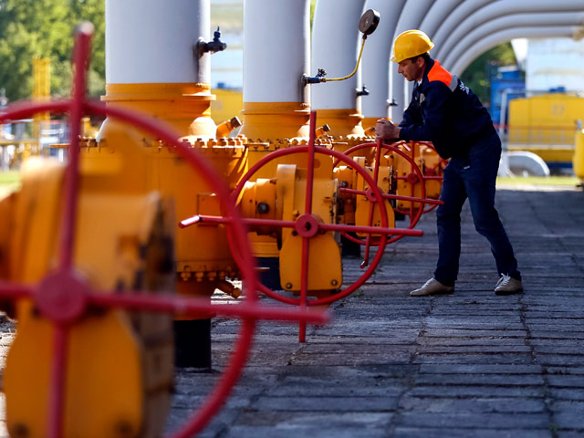 Согласно оперативным данным Центрального диспетчерского управления топливно-энергетического комплекса (ЦДУ ТЭК), основанным на информации от "Газпрома", с 19 июня на Украине фиксируется оседание российского газа
