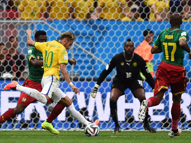 Футболисты Бразилии и Нидерландов избежали встречи в 1/8 финала ЧМ-2014