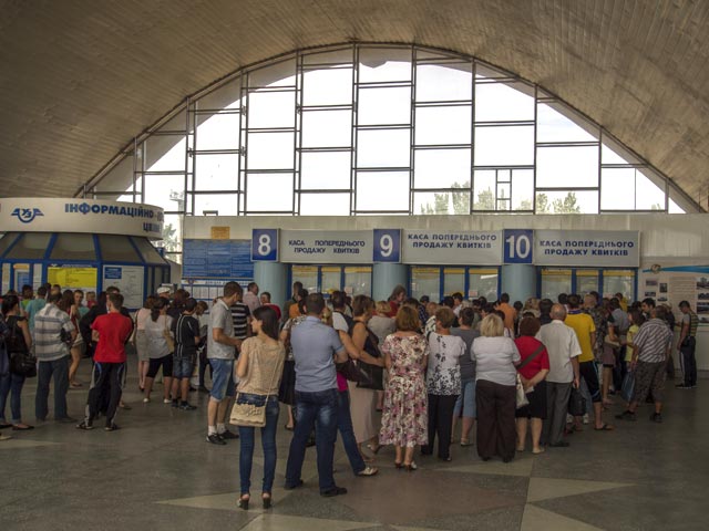 Вокзал Луганска, 20 июня 2014 года