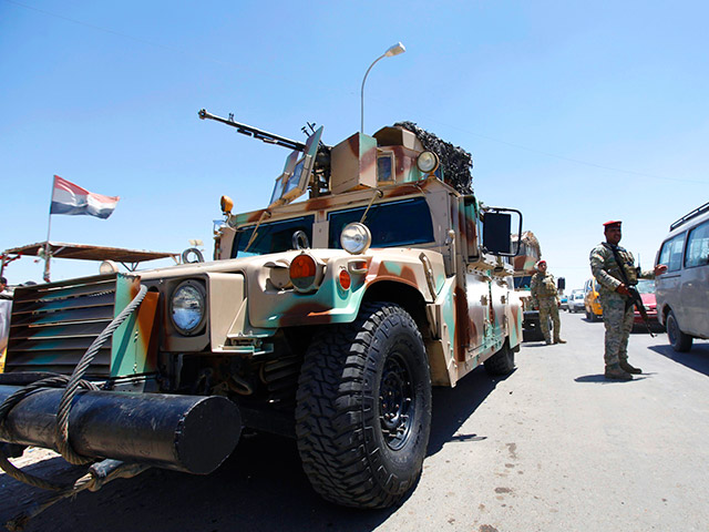 Американские военные, прибывшие в Багдад для помощи иракскому правительству в отражении атак боевиков, разочаровали местных чиновников