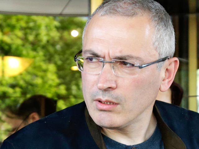 Сегодня, 26 июня 2014 года, известному предпринимателю, экс-владельцу ЮКОСа Михаилу Ходорковскому, который провел более десяти лет в заключении по обвинению в мошенничестве и уклонении от уплаты налогов, исполняется 51 год
