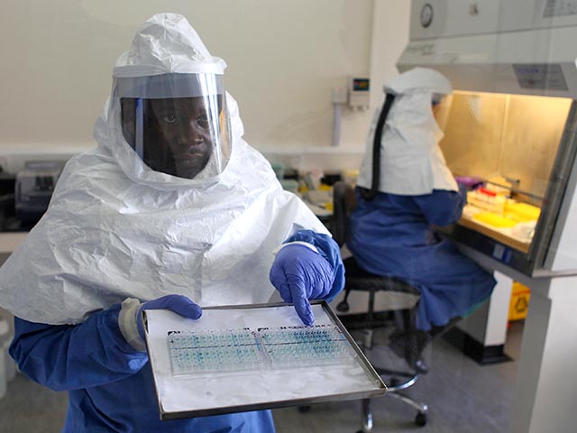 Для спасения жителей Западной Африки от смертоносной лихорадки Эбола, которая уже унесла жизни нескольких сотен человек, мировому сообществу необходимо принять "экстренные меры"