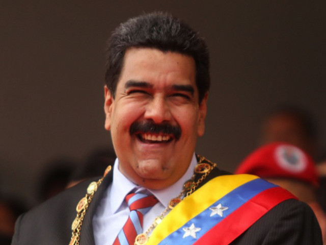 Венесуэла в полном объеме восстанавливает дипломатические и коммерческие отношения с Панамой, разорванные ею в одностороннем порядке в начале марта