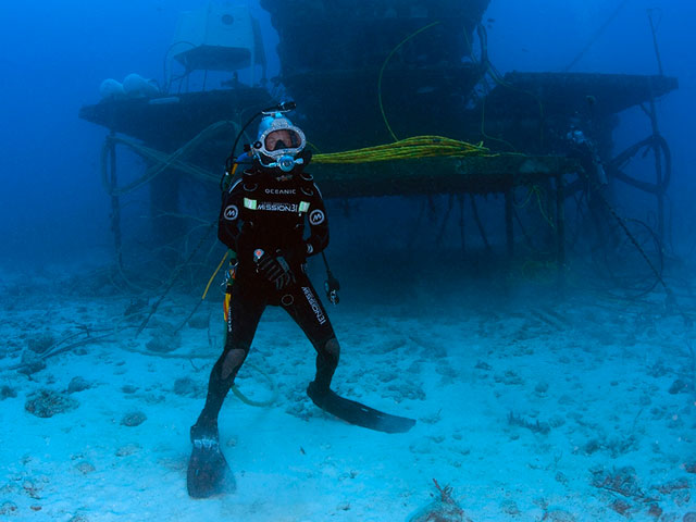 Внук Жака-Ива Кусто побил рекорд деда по непрерывному пребыванию под водой