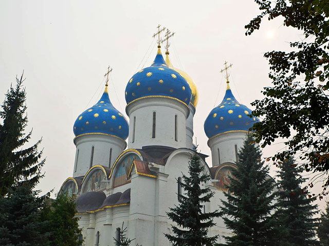 Опрос показал, сколько православных появилось в России и как часто верующие посещают храм