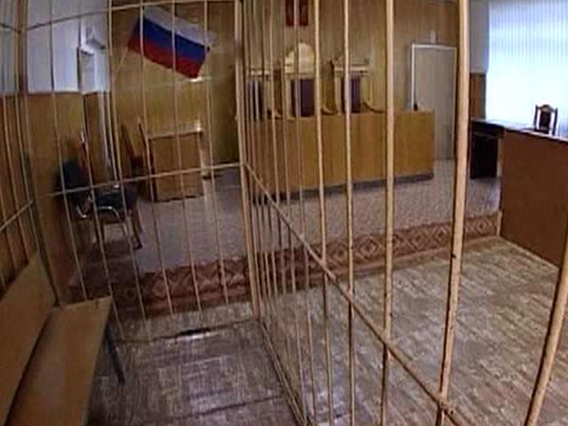 Полицейские Свердловской области объявили в розыск смертельно больного мужчину, которого судили за кражу драгоценностей из ломбарда. Перед вынесением приговора инвалид исчез