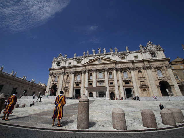 Банк Ватикана, официальное наименование которого Институт религиозных дел (IOR - Istituto per le Opere di Religione), сократил прибыль в 2013 году почти в 30 раз
