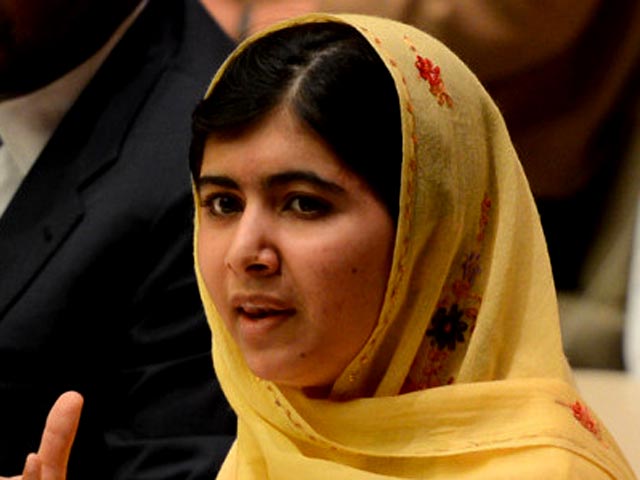 Юная правозащитница Малала Юсуфзай встретилась с родными похищенных в Нигерии школьниц
