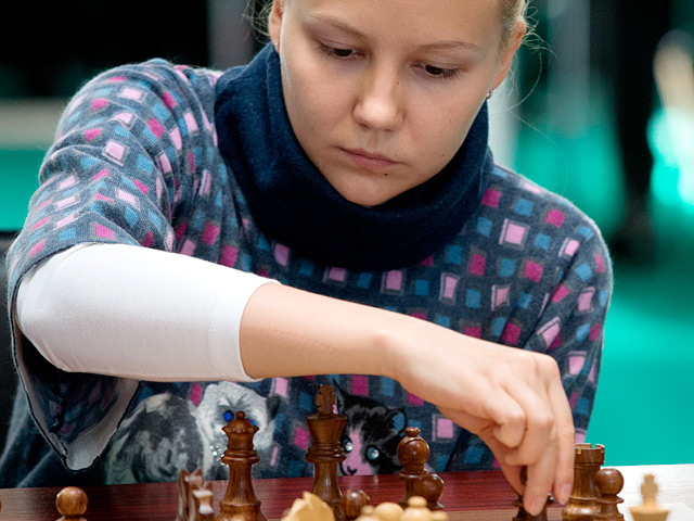 Россиянка Валентина Гунина досрочно стала победительницей чемпионата Европы по шахматам, который проходит в эти дни в болгарском Пловдиве