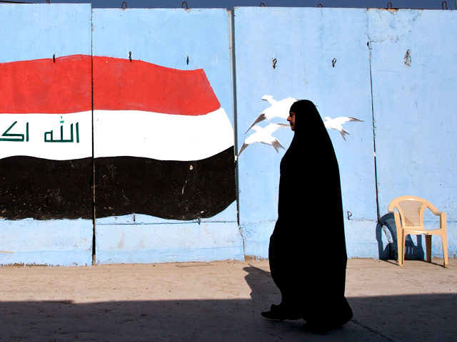 Боевики группировки "Исламское государство Ирака и Леванта" (ИГИЛ) издали фетву, согласно которому все девушки и женщины, проживающие в Мосуле и окрестностях должны быть подвергнуты женскому обрезанию