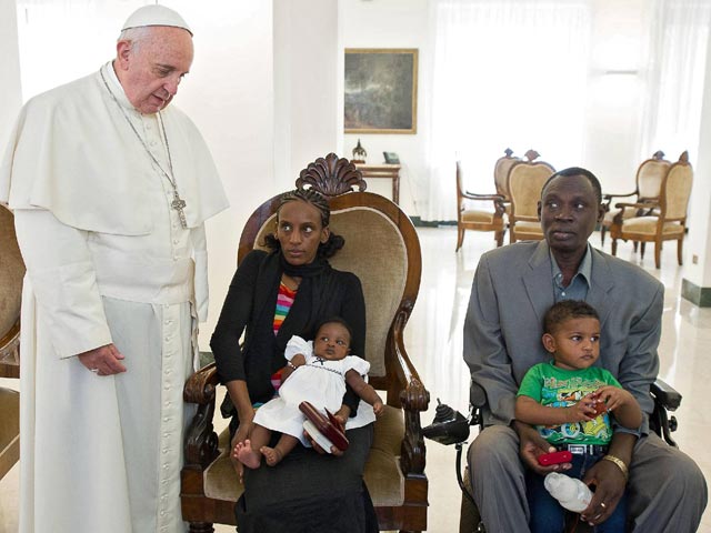 Папа Франциск встретился с христианкой, приговоренной в Судане к смерти