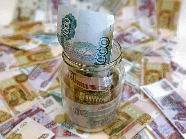 В правительстве предлагают направлять из Резервного фонда на расходы государства по полтриллиона рублей ежегодно, но с учетом существующих проблем с его наполнением запасов хватит ненадолго