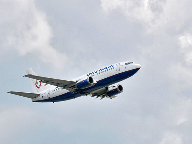 Компания "Оренбургские авиалинии" выполнит пять чартерных рейсов из числа отмененных на ближайшие три дня из-за ситуации вокруг турператора "Идеал-тур", который не смог проплатить заказанный рейсы
