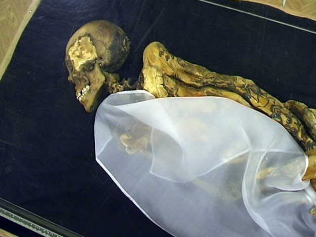Общественники и духовные лидеры Республики Алтай начали акцию по сбору подписей за захоронение хранящейся в Национальном музее скифской мумии "Алтайской принцессы"