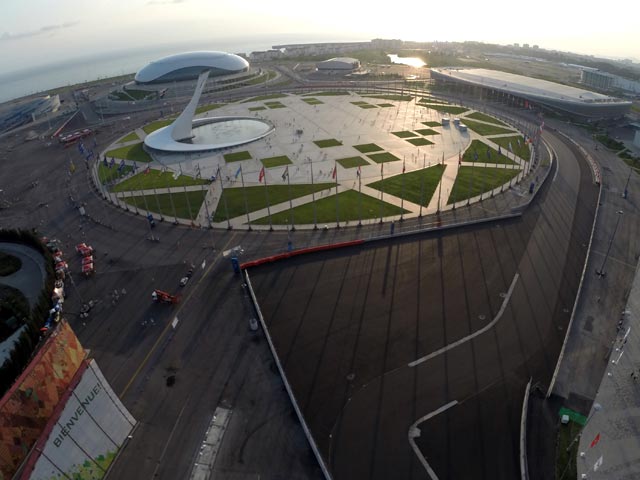 Первый в истории российский этап чемпионата в престижнейшем классе "Формула-1" состоится 12 октября 2014 года на трассе, созданной в Олимпийском парке Сочи