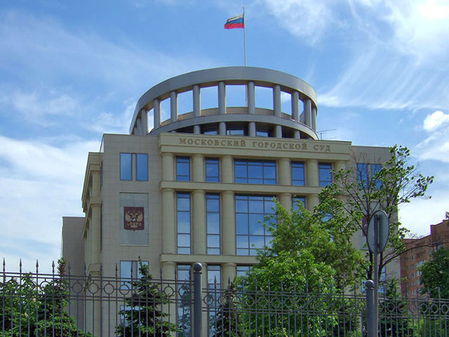 Мосгорсуд в четверг вынес приговор трем соучастникам убийства грузинского генерала Романа Думбадзе, застреленного в Москве в мае 2012 года