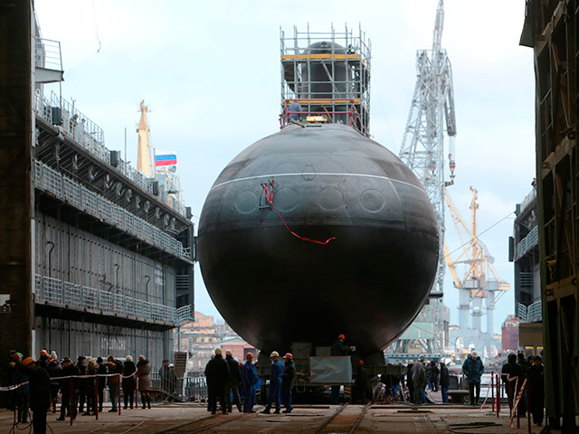 Головная дизель-электрическая подводная лодка "Новороссийск" проекта 636.3 "Варшавянка", предназначенная для Черноморского флота России, будет передана ВМФ РФ 22 августа
