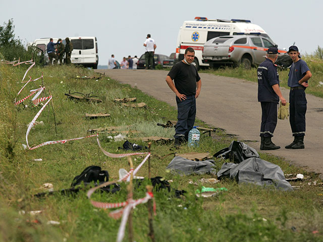 Украинские сепаратисты, которые контролируют значительные территории на Донбасса, утверждают, что передали властям останки и личные вещи всех погибших в авиакатастрофе малайзийского Boeing