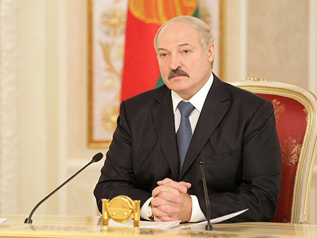 Президент Белоруссии Александр Лукашенко отказался поддержать российский запрет на импорт продовольствия из стран, которые ввели санкции против России
