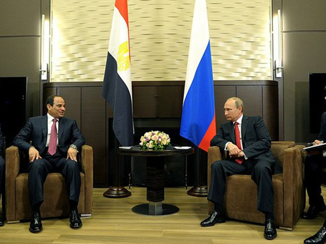 На второй с начала этого года личной встрече Путин и ас-Сиси обсудили вооруженные конфликты в Ливии, Сирии, Ираке, а также затронули вопрос развития экономических связей