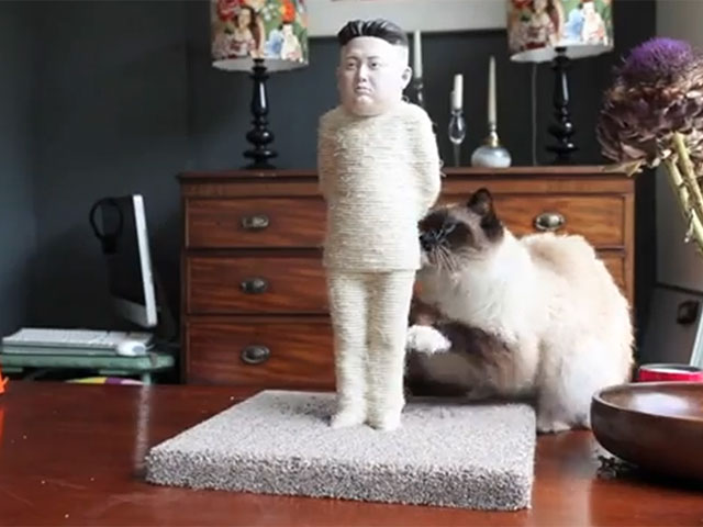 Портреты Путина и Ким Чен Ына стали частью "кошачьей" акции против интернет-цензуры 