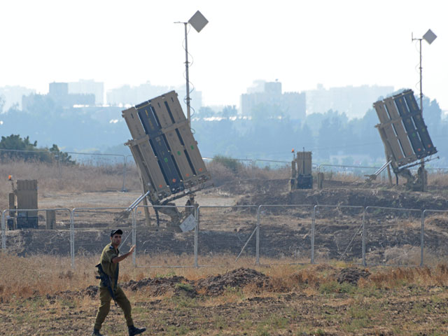 Израиль подвергся ракетному обстрелу вопреки договоренности о перемирии в Газе