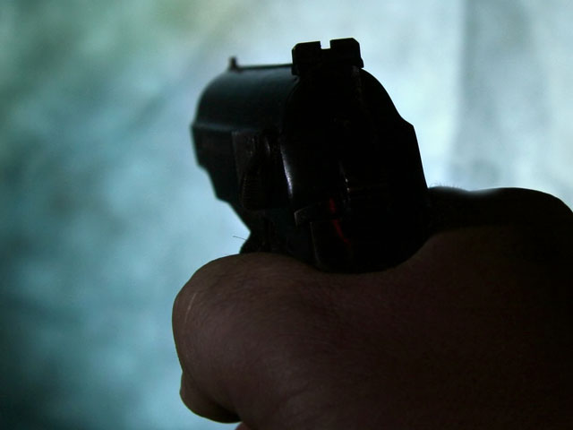 В Чечне на свадьбе полицейский застрелил 18-летнего юношу