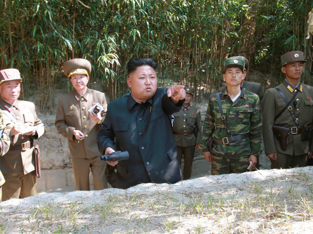 Лидер КНДР Ким Чен Ын руководил пусками тактических ракет корейского образца, которые были созданы по его инициативе