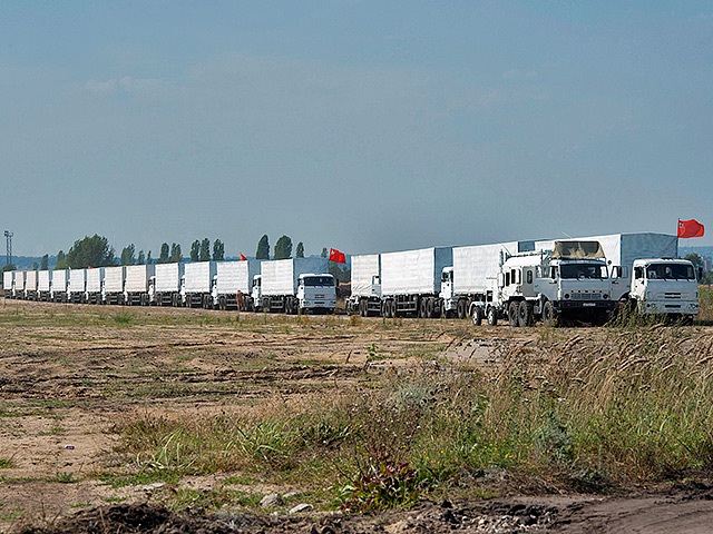 Передвижения российского конвоя с гуманитарной помощью, предназначенной для востока Украины, продолжают будоражить прессу и общественность