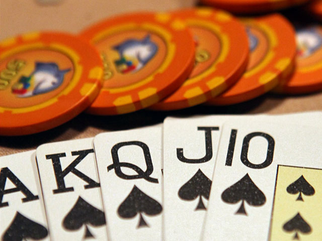 ФАС хочет оштрафовать "Яндекс" за рекламу покера