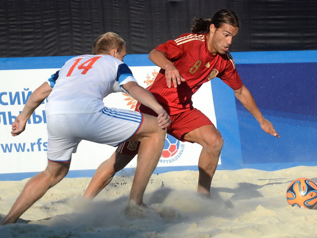 Сборная РФ по пляжному футболу второй год подряд выигрывает Евролигу