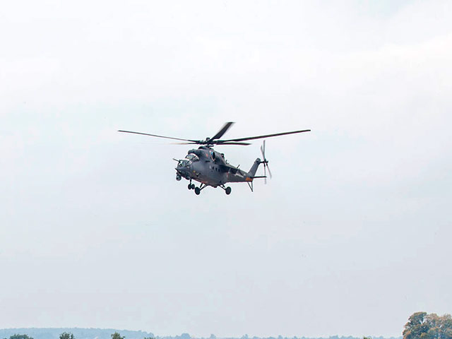 Бойцы самопровозглашенной Луганской народной республики сбили украинский военный вертолет, спасти экипаж не удалось