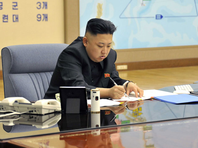 Вождь КНДР Ким Чен Ын с детства учился писать так же, как отец