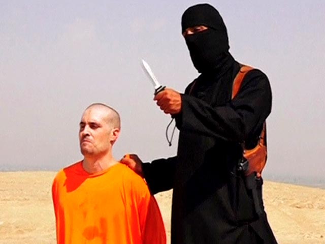 В западной прессе продолжают развивать тему убийства американского журналиста Джеймса Фоули боевиками "Исламского государства". Западные спецслужбы заявили, что близки к раскрытию этого жуткого преступления