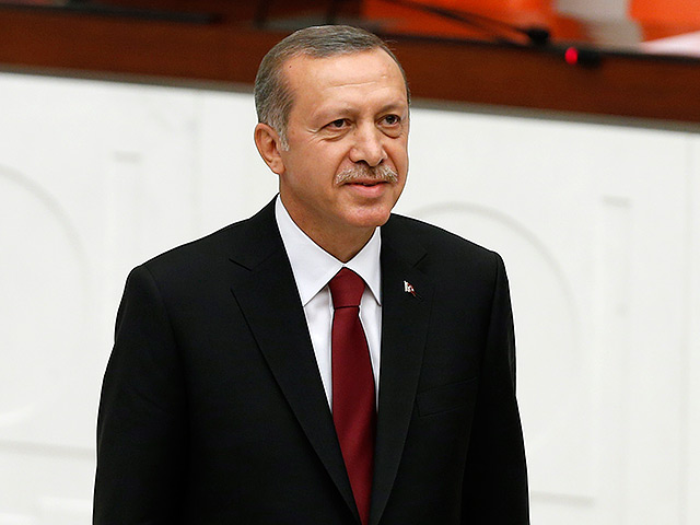 Бывший премьер-министр Турции Реджеп Тайип Эрдоган официально занял пост президента страны