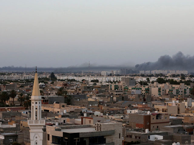 Радикальные формирования захватили и удерживают американское посольство в ливийской столице Триполи
