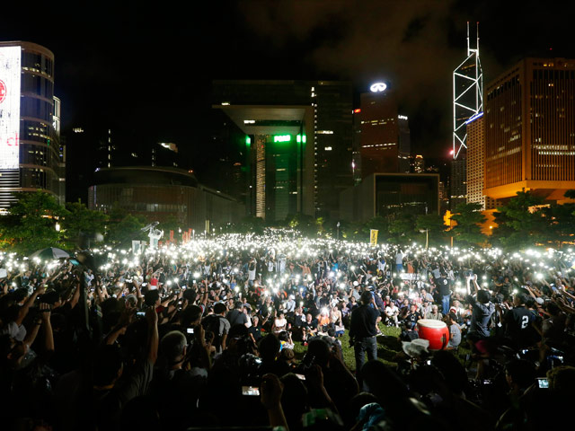 В Гонконге активисты демократических групп вступили в длительный, по их заверениям, период акций протеста против постановления китайского правительства, которое фактически дает КНР контроль над процессом выдвижения кандидатов на выборах 2017 года