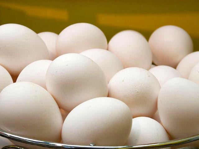 Роспотребнадзор советует россиянам не есть куриные яйца в Европе