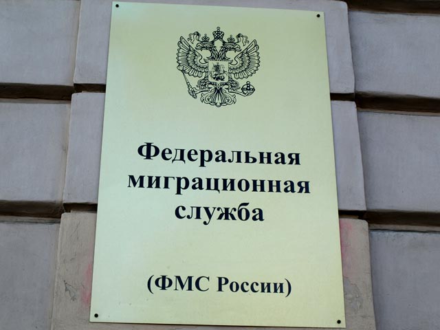 Наблюдатели гадают, за что из России депортируют главного раввина Омска