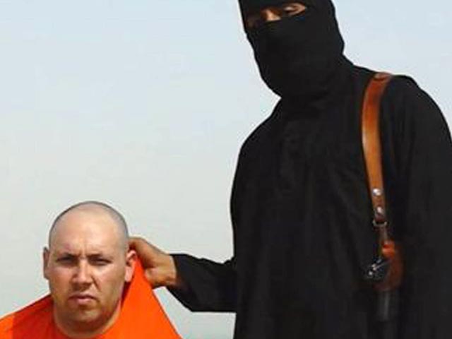 Американские власти заявили, что видеозапись, в которой демонстрируется жестокая казнь американского журналиста Стивена Сотлоффа в качестве мести за нанесение Вашингтоном авиаударов по позициям боевиков группировки "Исламское государство"