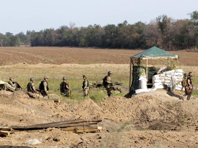 Блокпост батальона "Азов" Нацгвардии Украины под Мариуполем, 4 сентября 2014 года