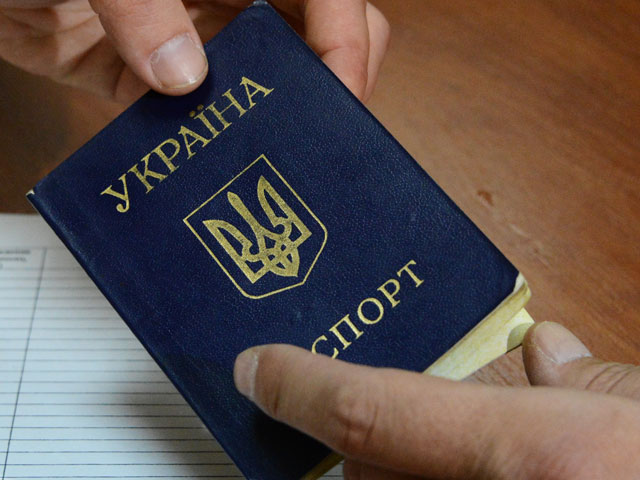 С понедельника, 8 сентября, меняются правила въезда на территорию Крыма для граждан Украины, в том числе для детей