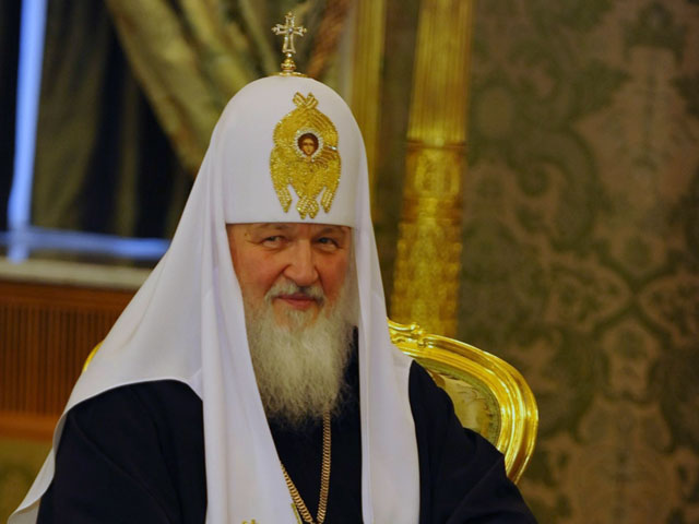 Патриарх Кирилл призвал переломить страх перед многодетностью