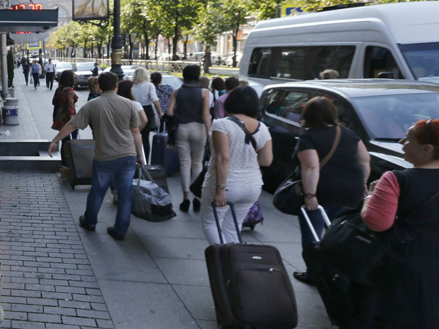 Около 130 тысяч россиян пострадали в результате банкротства туроператоров с середины июля, сообщила пресс-секретарь Российского союза туриндустрии Ирина Тюрина